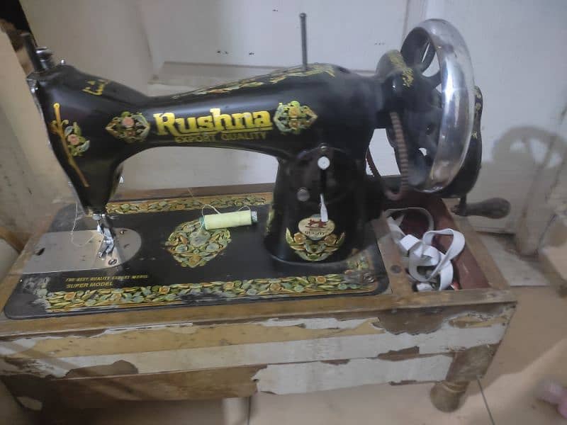 Rushna sewing machine 0