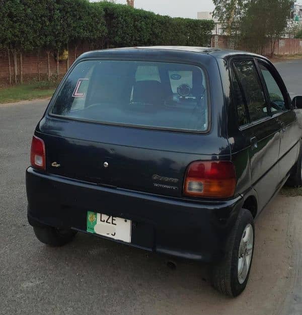 Daihatsu Cuore 2004 3