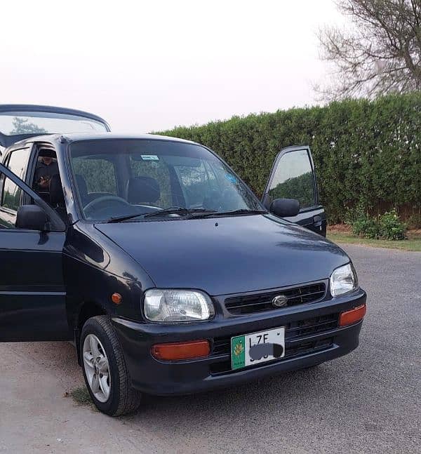 Daihatsu Cuore 2004 8