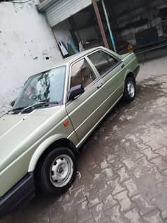 Nissan Sunny 1986