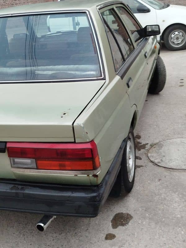 Nissan Sunny 1986 6