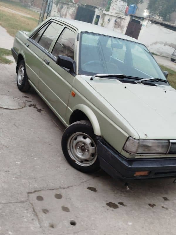 Nissan Sunny 1986 7