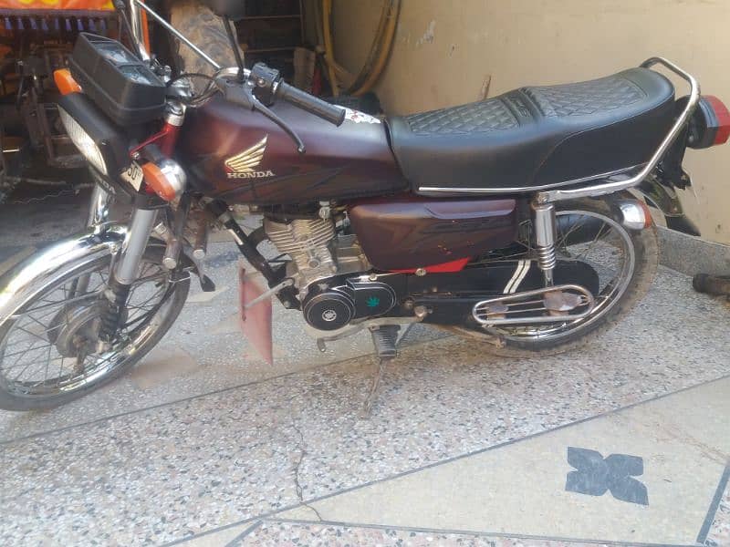 Honda 125 Model 2021 All punjab number 3