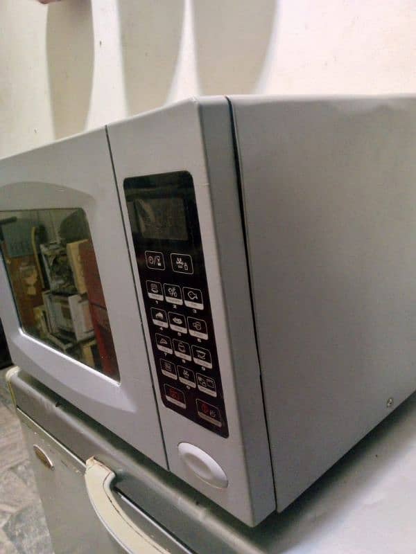 haire micro wave oven 2