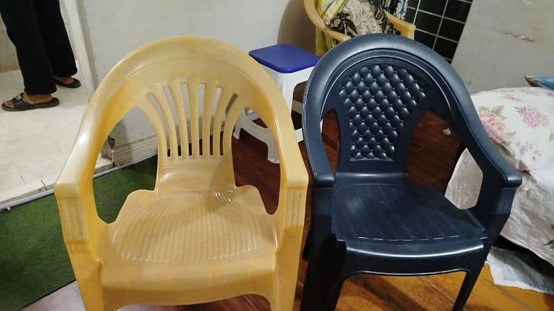 25 chairs for sale 1