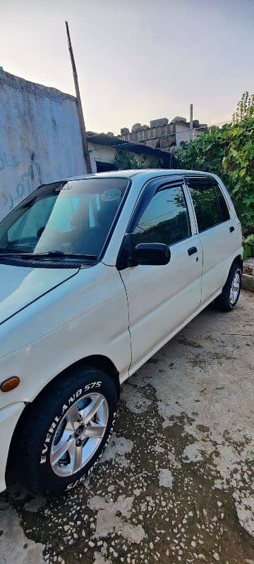 Daihatsu Cuore 2000/2001 Register 2