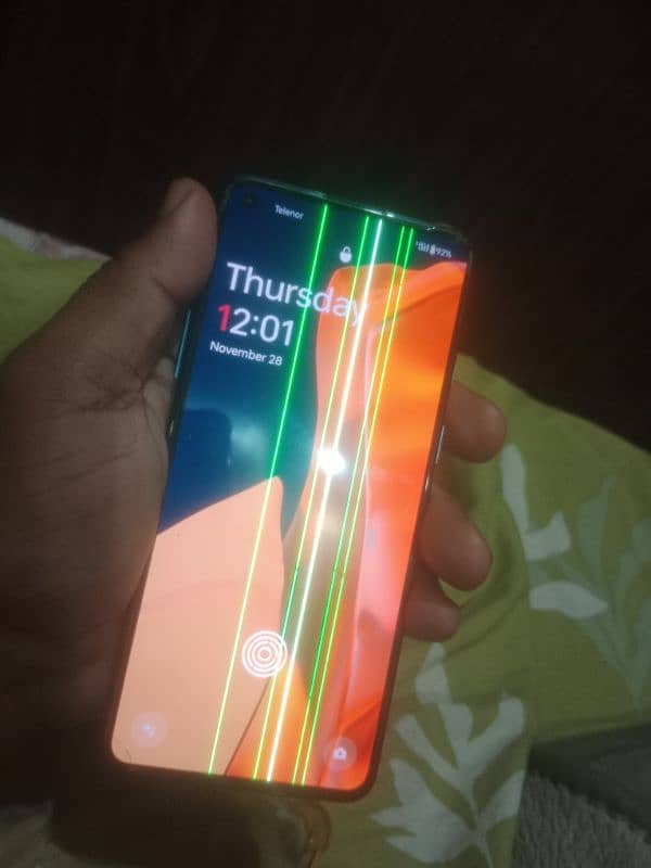 OnePlus 9r 8/128 working good only line in panal and back break 0