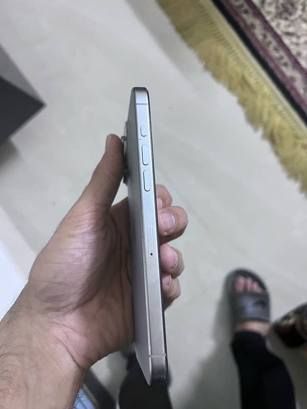 Iphone 15 pro max 512gb pta approved 4