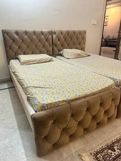 TWO SINGLE BED SET AVAILABE FOR SALE IN REASONABLE PRICE