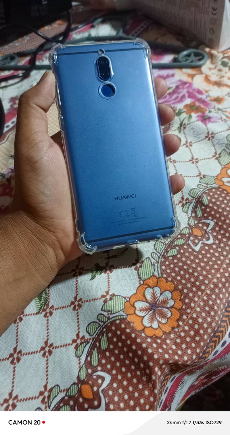 Huawei Mate 10lite 4/64 0