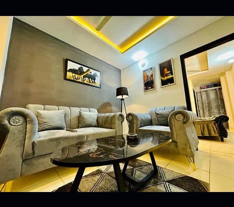 Perday and weekly basis 1 bed luxury apartments available on rent 2