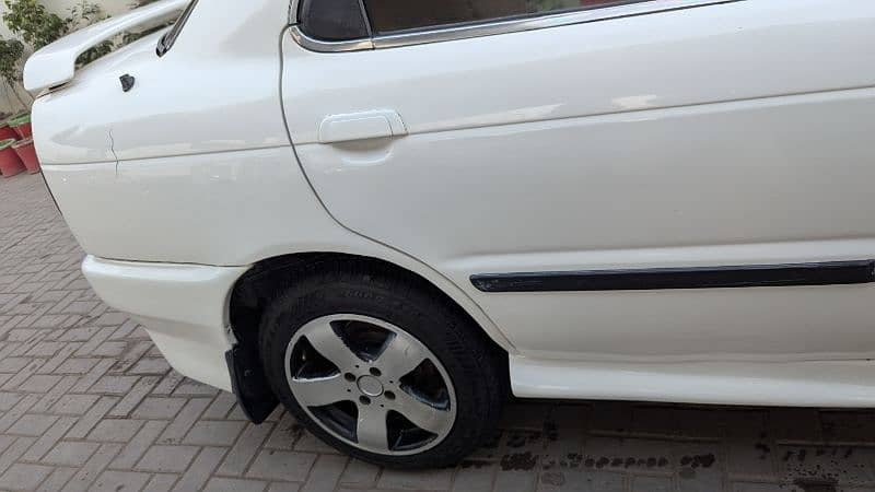 Suzuki Baleno 2003 5