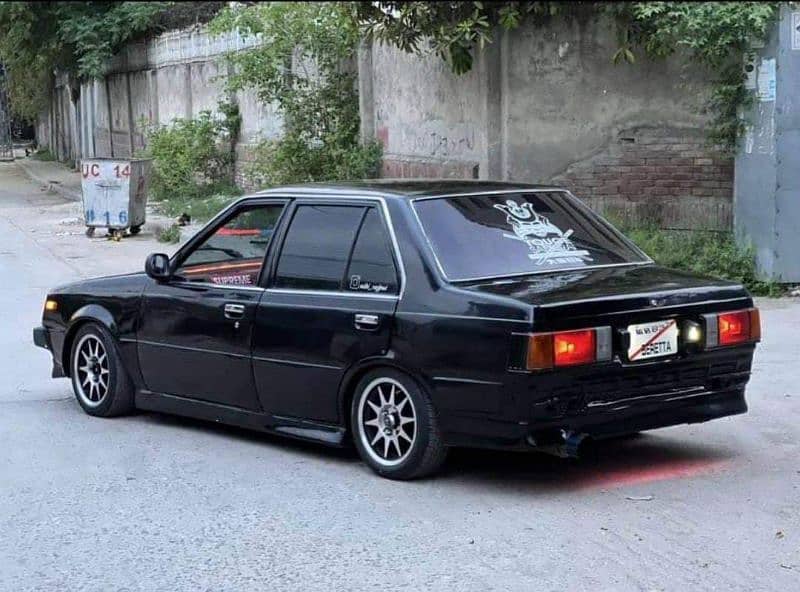 Nissan Sunny 1986 2