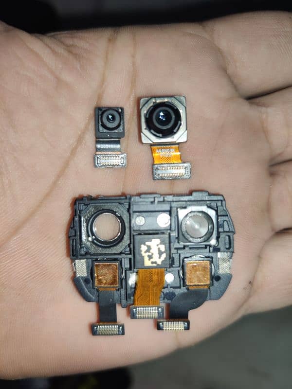 Poco x3 pro some parts cnt. . 03037286662 3