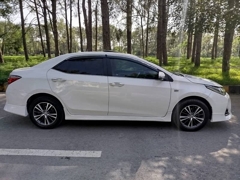 Toyota Altis Grande 2018 6