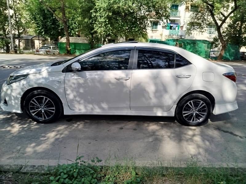 Toyota Altis Grande 2018 7