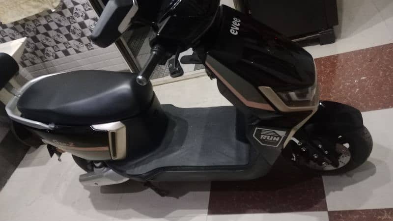 Eve Electric Scooter for Sale 7