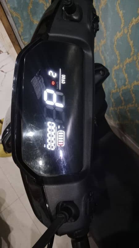 Eve Electric Scooter for Sale 8