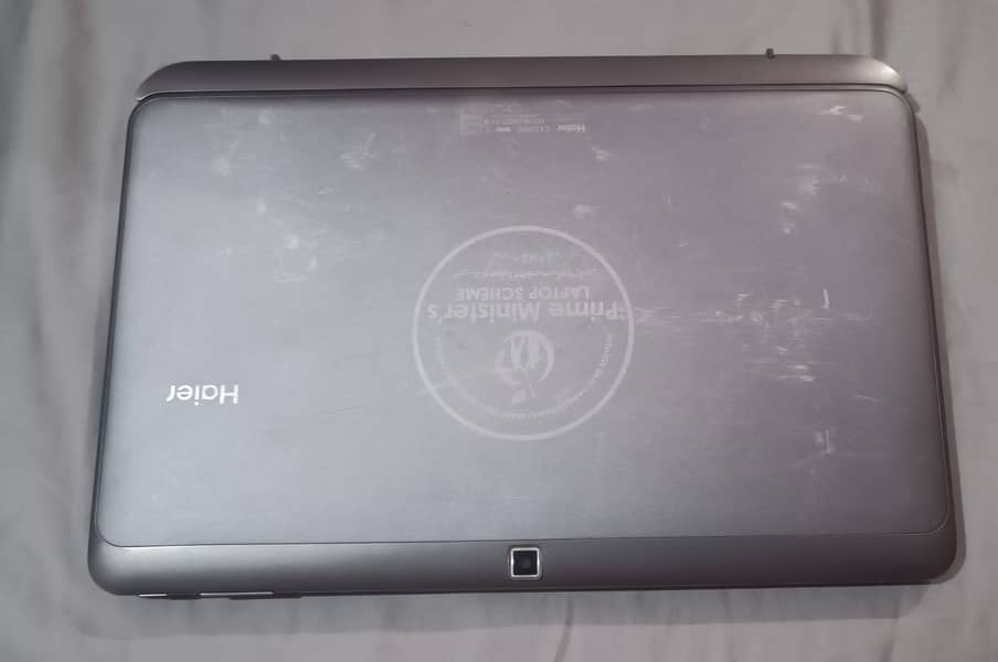 Haier Y11B Touchscreen laptop 6