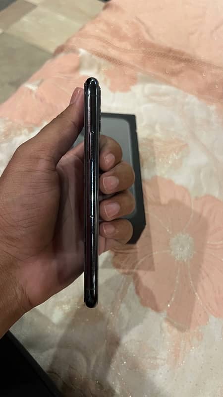 Iphone 11 pro 64GB 4