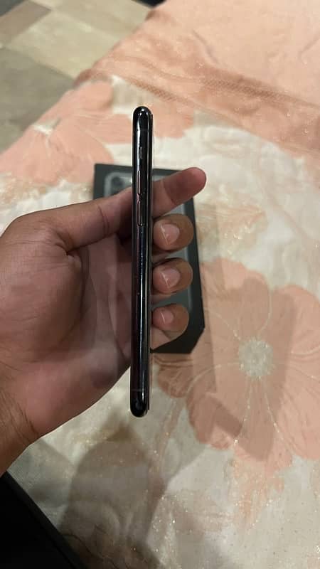 Iphone 11 pro 64GB 5