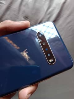 LG V60thinq