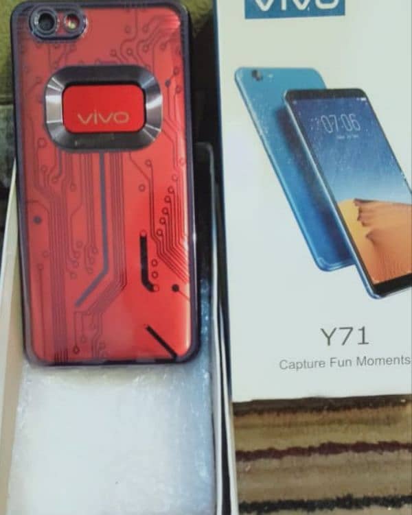 Vivo y71 with box 1