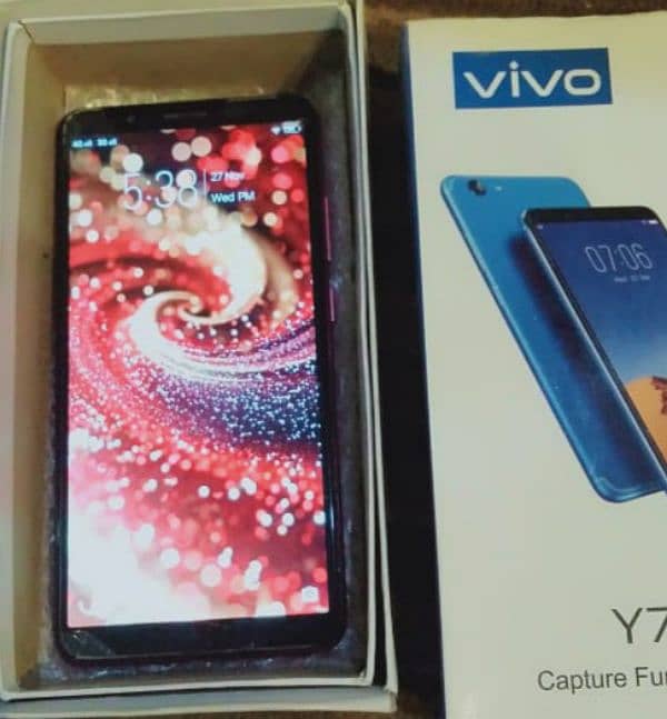 Vivo y71 with box 2