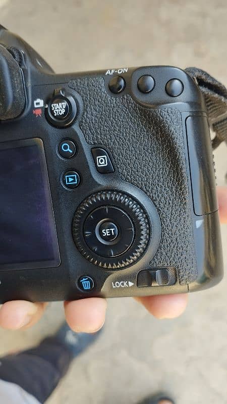 canon 6D Body full frame 3