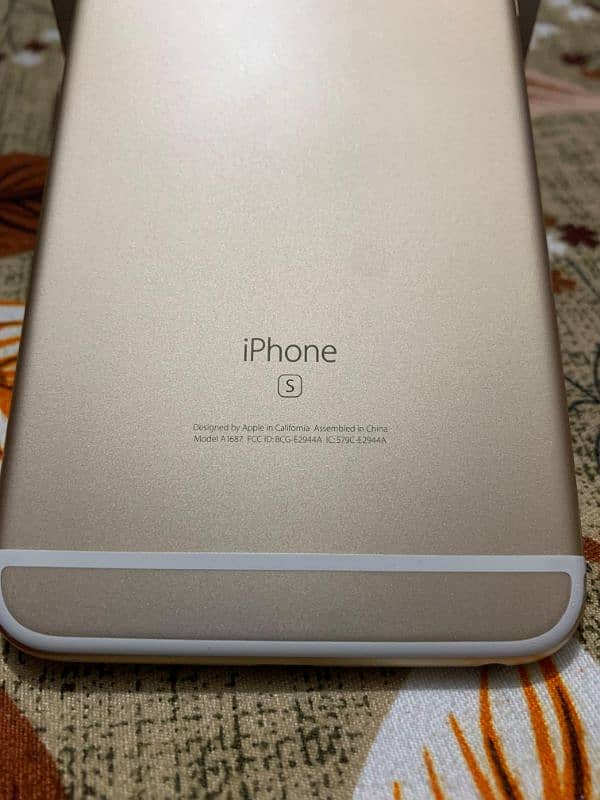 Iphone 6s plus 16 gb Non PTA read add 7