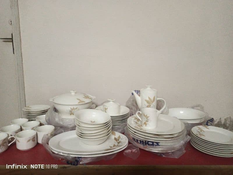 Dinner set for sale 2