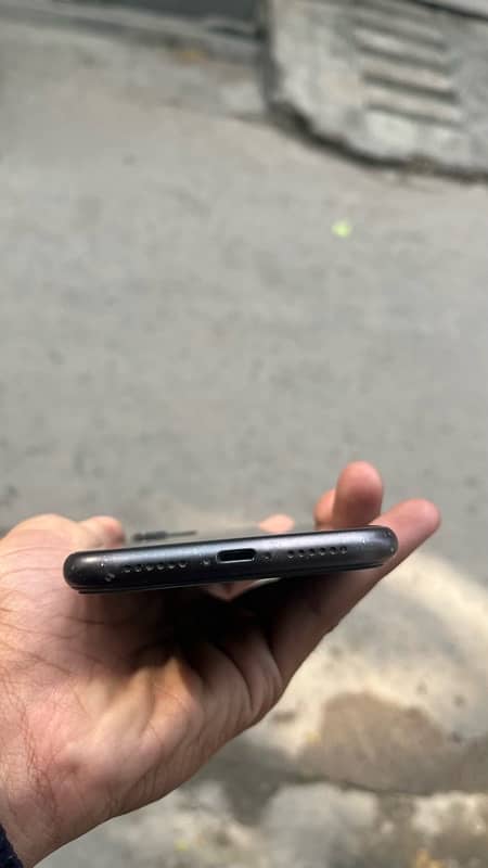 Iphone 11 64gb jv (Exchnge possible) 6