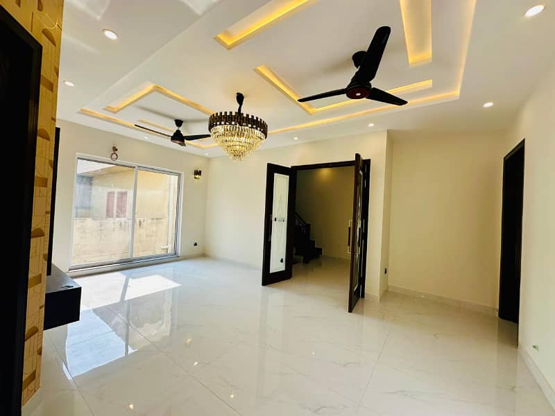 10 Marla Ultra Modern House For Sale Opposite DHA PHASE 5 24