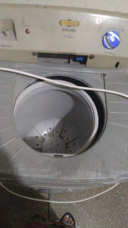 Washing machine and dryer 0