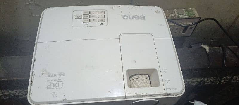 Banq projector 6