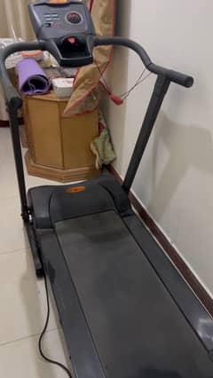 Automatic treadmill for sale.