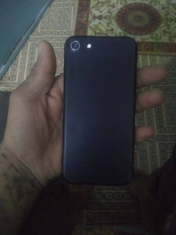 iphone 7 128gb pta approved urgent sale pasio ki need ha Thanks 0