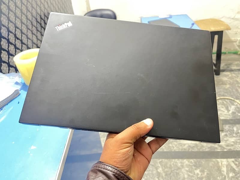 Lenovo x1carbon slim 5