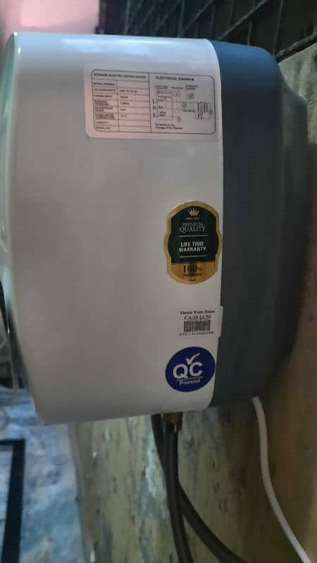 Canon Electric gyser 10 ltr brand new Condition 2