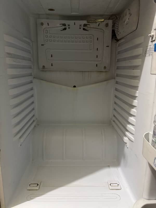 Used Fridge for sale 2