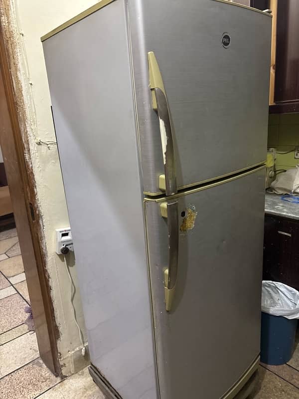 Used Fridge for sale 4