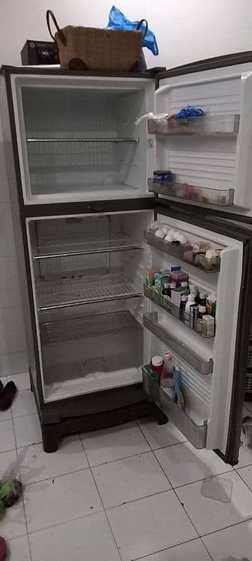 Dawlance fridge 3