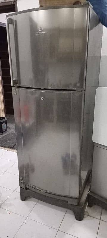 Dawlance fridge 6