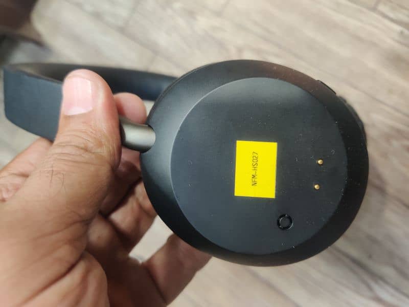 Jabra Evolve 2 75 Professional Bluetooth Calling Headphones 5