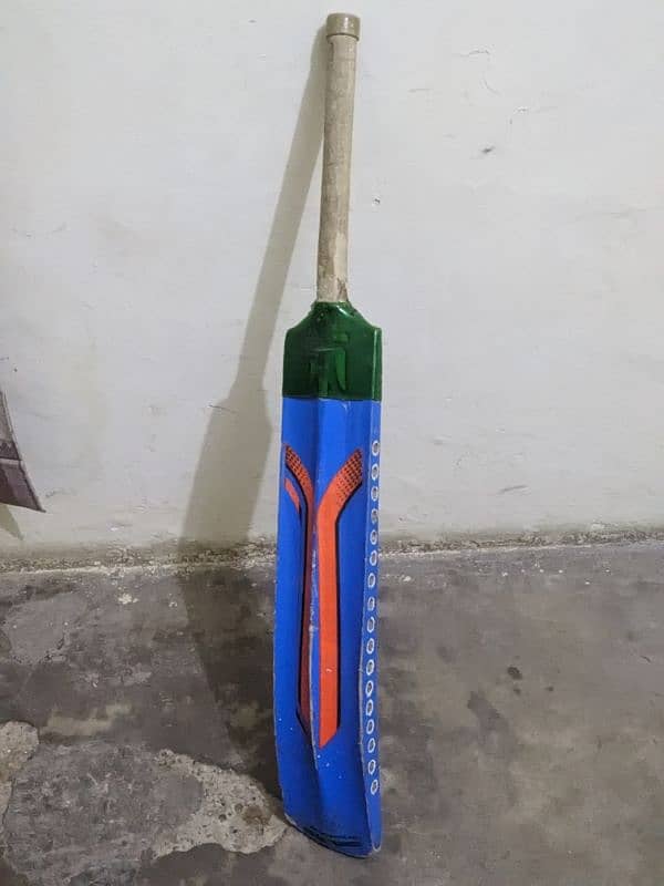 bat for cricket lovers 0