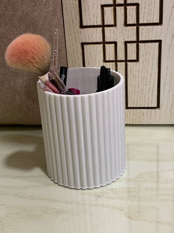 Beauty pot /  makeup pot 4