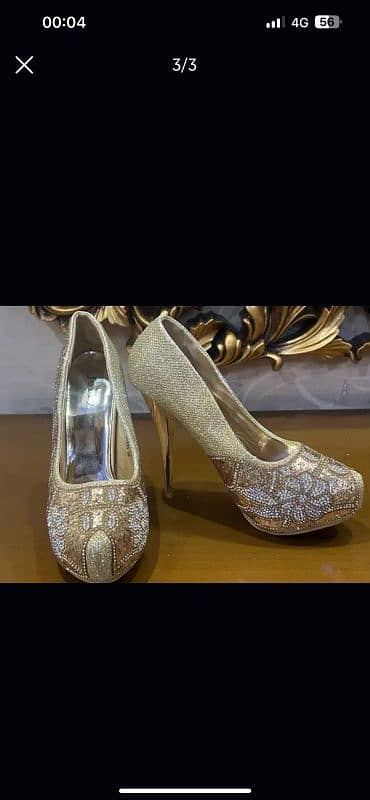 Golden colour coat shoes size 8 1