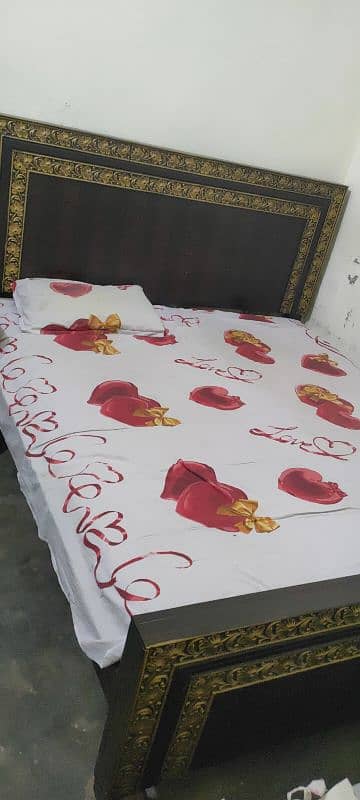 king size bed available in cheep price 2