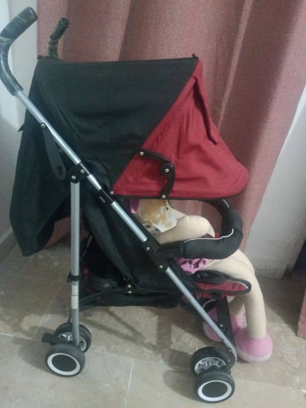 Pram Just 6 months use important 6