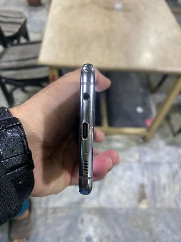 Samsung S10+ Official PTA Approved 3